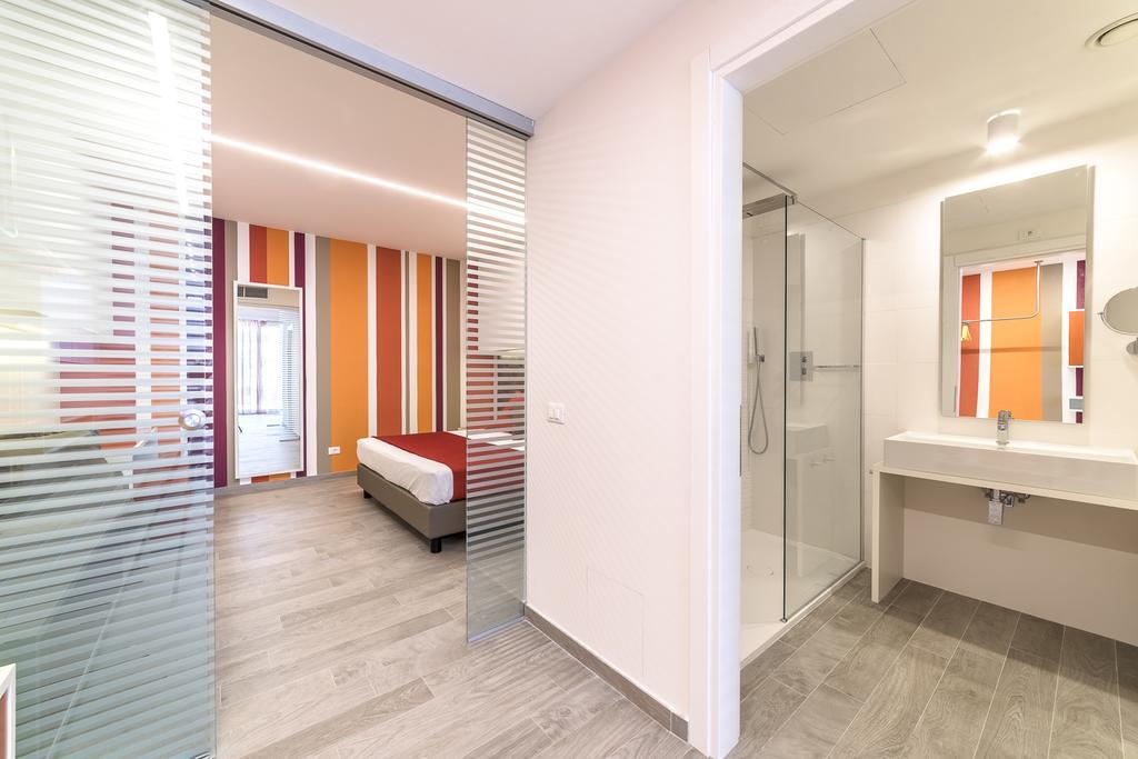 Hotel Tenda Rossa Marina Di Carrara Exterior photo